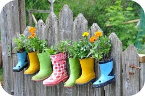 Unique Ideas to make your own UPCYCLED PLANTER