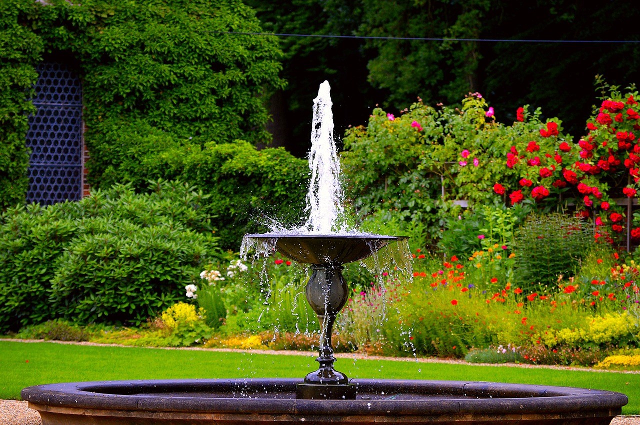 A Guide to Outdoor Fountains 