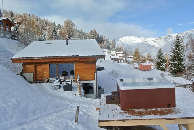 Best Hostels in Switzerland backpacking