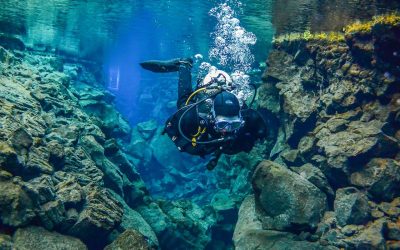 Dive between the Continents at Silfra