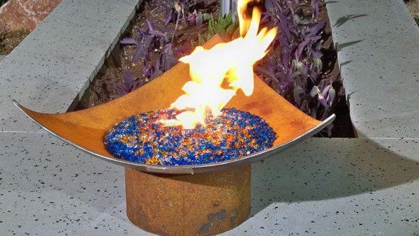 Sculptural Fire Bowls for House Backyard Décor