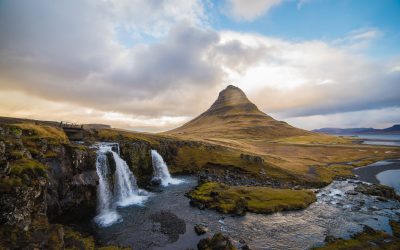 5 Stunning Waterfalls in Iceland You Must Visit