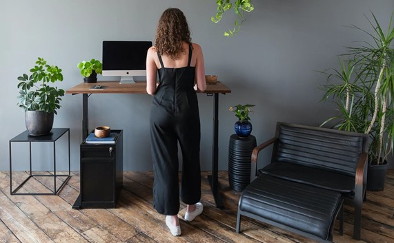 Work from home desk décor