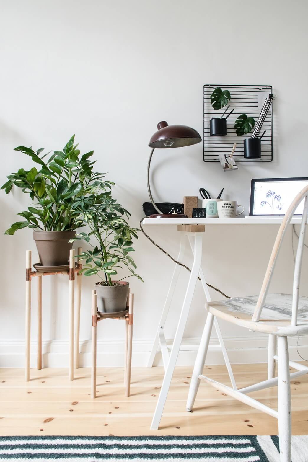 Work from home desk décor
