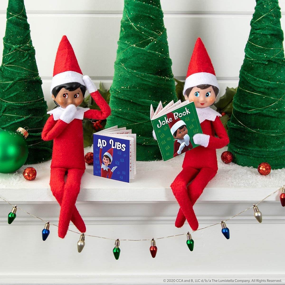 15 Quick and Funny Elf on the Shelf Ideas - Sevenedges